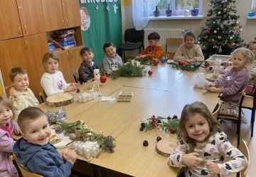 Świąteczne przygotowania w grupie przedszkolnej