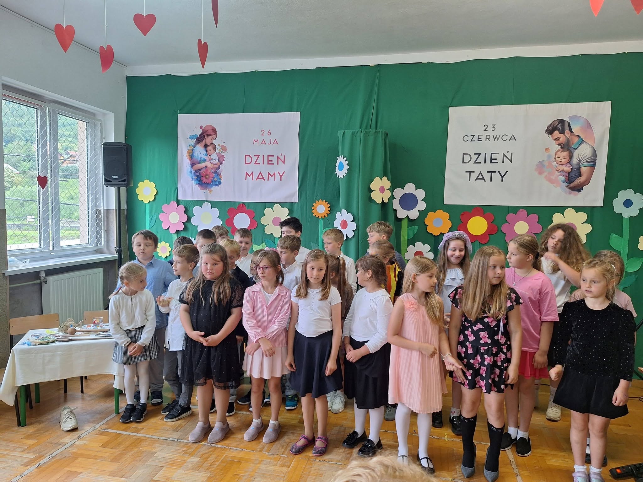 🌷 11 czerwca – Dzień Mamy i Taty 🌷